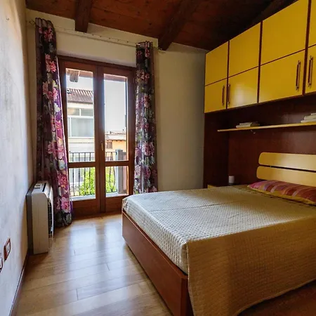Casa Lilla 1 E 2 Apartment *