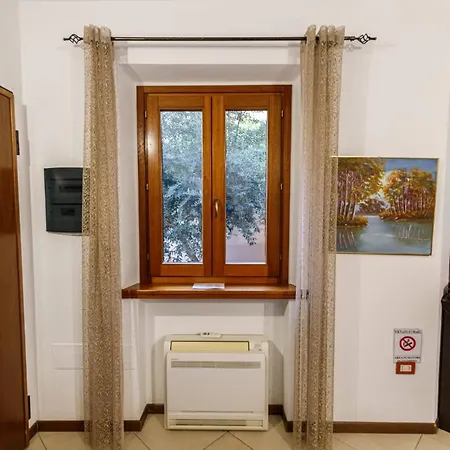 Casa Lilla 1 E 2 Apartment