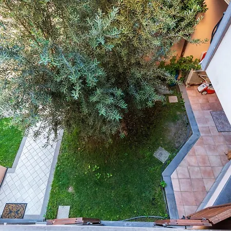 Casa Lilla 1 E 2 Casa Indipendente Con Giardino * Oristano