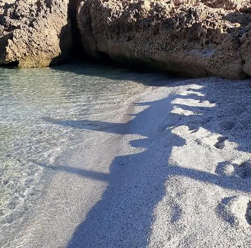 Апартаменты Casa Lilla 1 E 2 Casa Indipendente Con Giardino Ористано