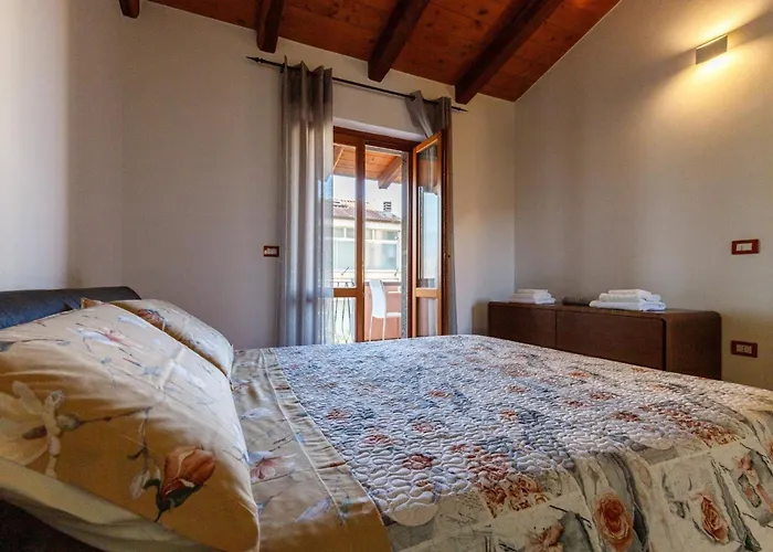 Casa Lilla 1 E 2 Casa Indipendente Con Giardino Апартаменты Ористано