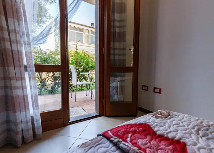 Casa Lilla 1 E 2 Casa Indipendente Con Giardino * Ористано