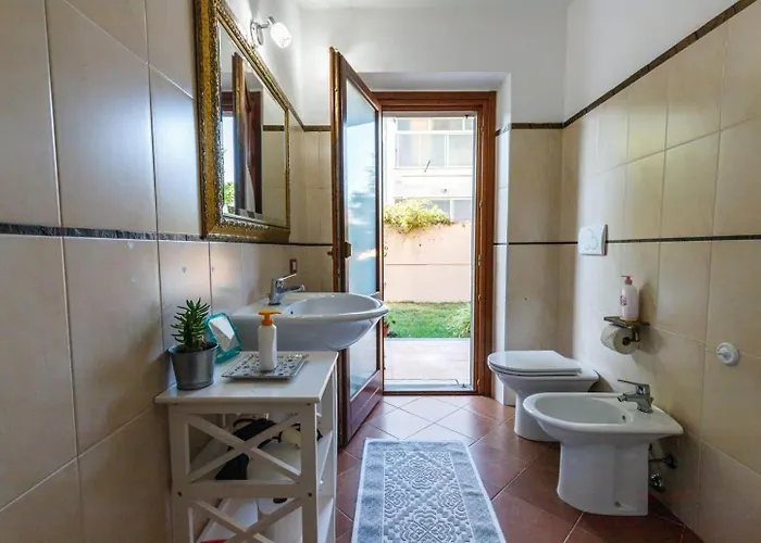 Апартаменты Casa Lilla 1 E 2 Casa Indipendente Con Giardino *