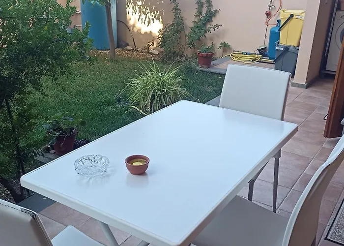 Апартаменты Casa Lilla 1 E 2 Casa Indipendente Con Giardino Ористано